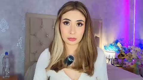 Snapshot of mila_smirnovavk chatting on July 2, 2026, 3:23 am MILA online show from July 2, 2026, 3:23 am