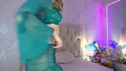 Snapshot of mila_smirnovavk chatting on July 3, 2026, 3:46 am MILA online show from July 3, 2026, 3:46 am