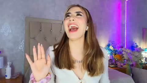 Snapshot of mila_smirnovavk chatting on July 7, 2026, 3:20 am MILA online show from July 7, 2026, 3:20 am