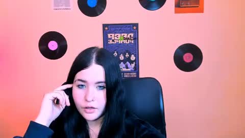 Snapshot of mila_snow1 chatting on July 30, 2026, 9:41 am mila_snow1 online show from July 30, 2026, 9:41 am