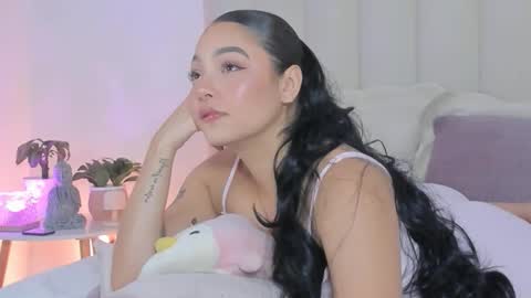 mila_stark333 online show from April 30, 2026, 2:51 am