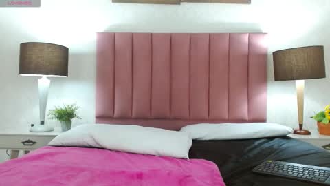 milaa_01 online show from March 9, 2026, 11:25 am