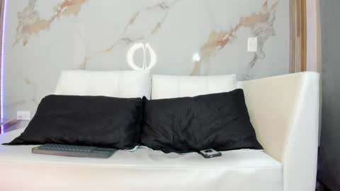          online show from January 18, 2025, 9:24 pm