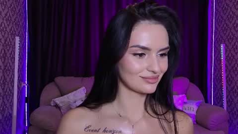 Snapshot of milaasweety chatting on August 6, 2026, 1:24 pm Mila online show from August 6, 2026, 1:24 pm