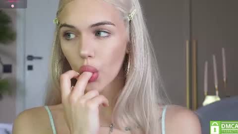 Mila and u can call me sweet bunny online show from June 12, 2026, 11:31 am