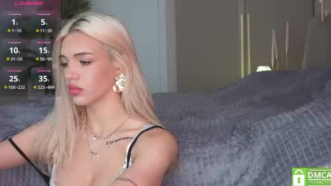 Snapshot of milabunny_ chatting on July 13, 2026, 12:08 pm Mila and u can call me sweet bunny online show from July 13, 2026, 12:08 pm