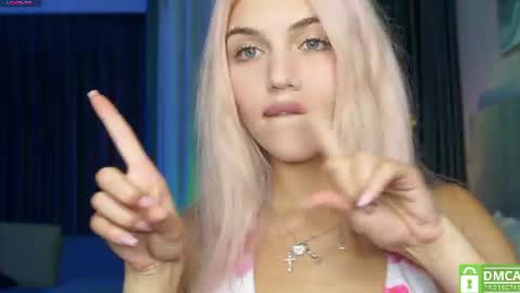 Snapshot of milabunny_ chatting on August 1, 2026, 1:21 pm Mila and u can call me sweet bunny online show from August 1, 2026, 1:21 pm