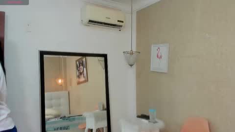 Snapshot of miladiosa chatting on September 27, 2025, 11:59 am miladiosa online show from September 27, 2025, 11:59 am