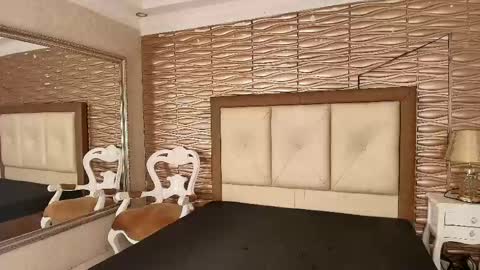Snapshot of miladiosa chatting on May 24, 2026, 12:21 pm miladiosa online show from May 24, 2026, 12:21 pm