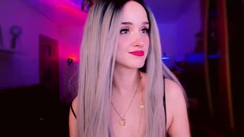 MiladyJolie online show from February 10, 2026, 8:46 pm