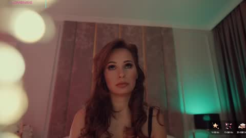        online show from October 19, 2025, 1:06 am