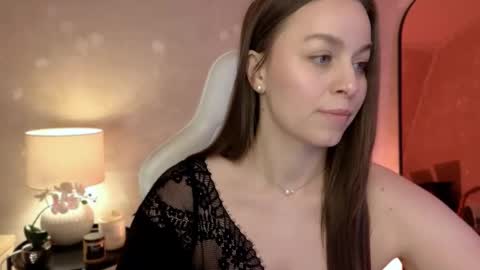 Snapshot of milafleur chatting on December 16, 2025, 3:06 pm Mila Fleur online show from December 16, 2025, 3:06 pm