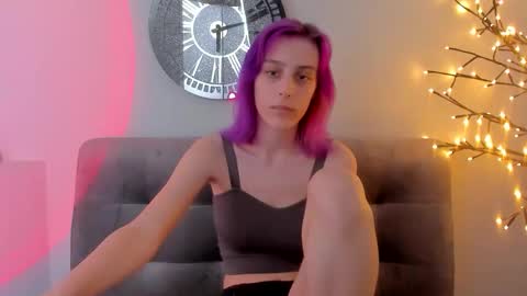 Snapshot of milaglow chatting on March 23, 2026, 2:10 pm MilaGlow online show from March 23, 2026, 2:10 pm
