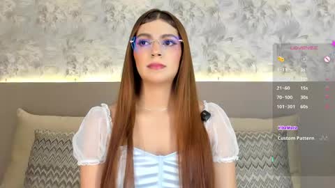 Snapshot of milagrace1 chatting on June 1, 2026, 10:17 am online show from June 1, 2026, 10:17 am
