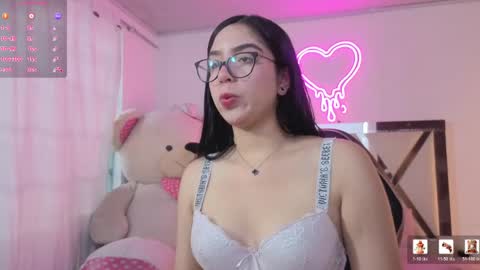 Snapshot of milah_tay chatting on May 30, 2026, 11:40 am milah_tay online show from May 30, 2026, 11:40 am