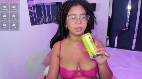 Milenna online show from February 22, 2026, 4:35 am