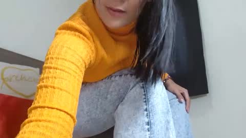 Snapshot of milahot23 chatting on February 11, 2025, 3:08 am mila online show from February 11, 2025, 3:08 am