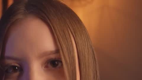 Mila online show from February 14, 2026, 1:08 pm