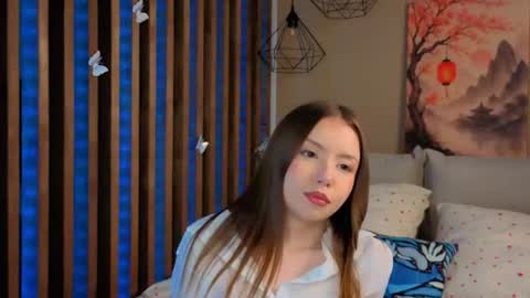Mila online show from June 12, 2026, 3:11 pm