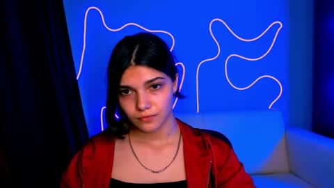 milamiuuu online show from June 12, 2026, 3:11 pm