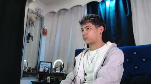 Snapshot of milan_anxel chatting on July 4, 2026, 1:23 am Milan Anxel online show from July 4, 2026, 1:23 am