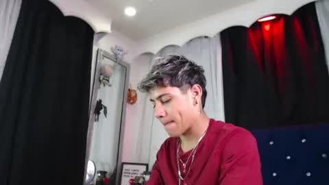 Snapshot of milan_anxel chatting on July 7, 2026, 1:19 am Milan Anxel online show from July 7, 2026, 1:19 am