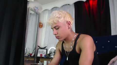 Snapshot of milan_anxel chatting on July 17, 2026, 1:12 am Milan Anxel online show from July 17, 2026, 1:12 am