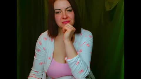 milana9732 online show from April 24, 2026, 6:32 pm