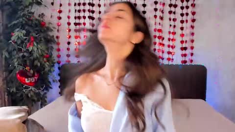 Milana online show from February 16, 2025, 8:21 am