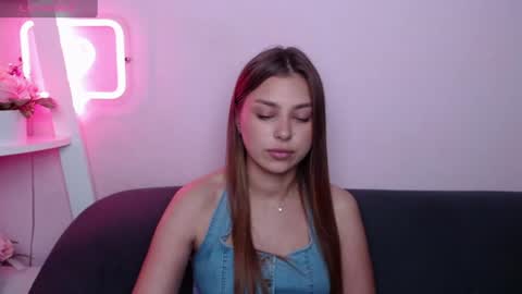 milanaangelas online show from June 26, 2026, 6:07 am