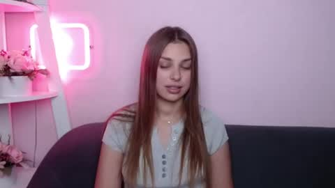milanaangelas online show from June 27, 2026, 1:17 pm