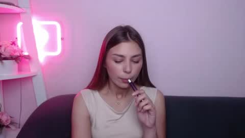milanaangelas online show from June 29, 2026, 4:52 am