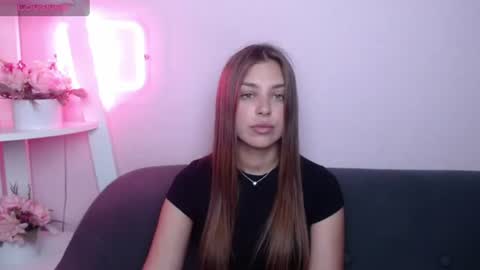 milanaangelas online show from July 2, 2026, 5:02 am