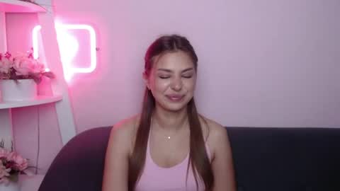 milanaangelas online show from July 3, 2026, 4:52 am