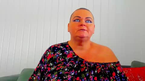 Lana online show from February 6, 2026, 11:35 am