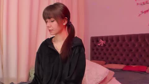 Milana online show from April 26, 2026, 5:16 am