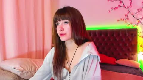 Snapshot of milanahottss chatting on July 16, 2026, 5:13 am Milana online show from July 16, 2026, 5:13 am