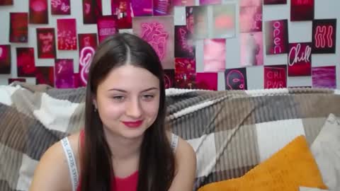 Snapshot of milanaroz chatting on February 10, 2025, 12:08 pm milanaroz online show from February 10, 2025, 12:08 pm