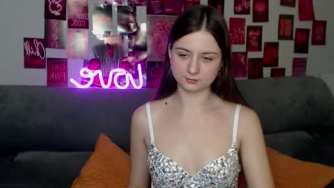 Snapshot of milanaroz chatting on November 28, 2025, 7:00 am milanaroz online show from November 28, 2025, 7:00 am