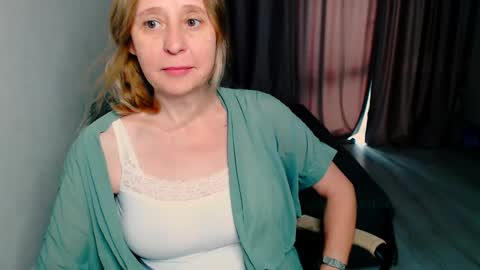 Snapshot of milanav chatting on May 21, 2026, 5:14 am Milena online show from May 21, 2026, 5:14 am