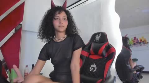 Snapshot of milanhtx2 chatting on January 13, 2025, 3:12 am milanx2 online show from January 13, 2025, 3:12 am