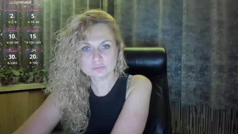Snapshot of milanna_x chatting on November 8, 2025, 7:45 pm milanna_x online show from November 8, 2025, 7:45 pm