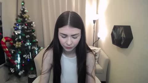 Snapshot of milasecretsss chatting on December 17, 2025, 7:14 am milasecretsss online show from December 17, 2025, 7:14 am