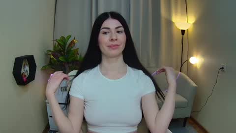 milasecretsss online show from April 25, 2026, 7:00 am