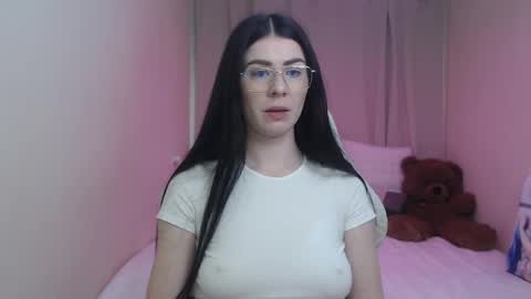 milasecretsss online show from April 30, 2026, 11:49 am