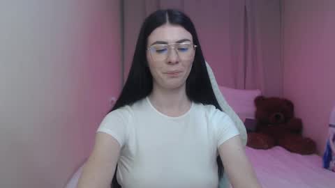 milasecretsss online show from May 1, 2026, 11:59 am