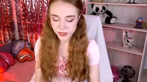 Snapshot of milasiren chatting on June 23, 2026, 9:07 am Mila online show from June 23, 2026, 9:07 am