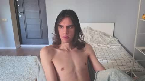 Snapshot of milaslovv chatting on May 29, 2026, 5:38 am Mila online show from May 29, 2026, 5:38 am