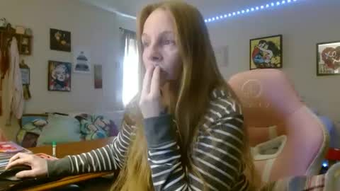 Mila online show from February 15, 2026, 3:20 pm