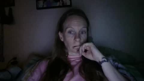 Mila online show from April 28, 2026, 7:46 am